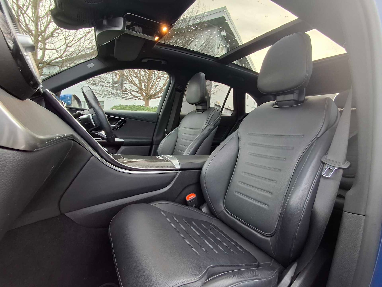 Used Mercedes-Benz GLC 2023 for sale - 77158471: Photo 16