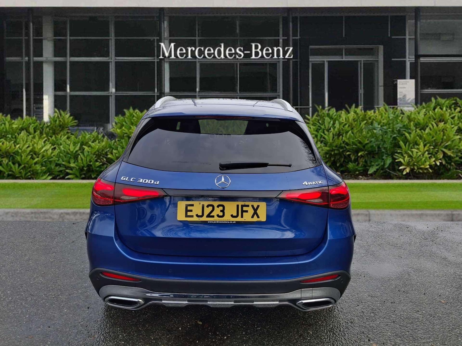 Used Mercedes-Benz GLC 2023 for sale - 77158471: Photo 3