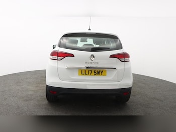 Used Renault Scenic 2017 for sale - 77117076: Photo
