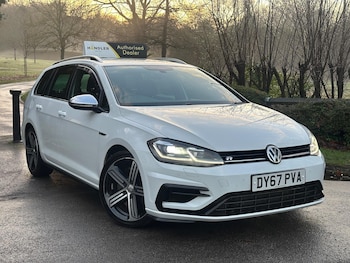 Used Volkswagen Golf 2017 for sale - 76976264: Photo