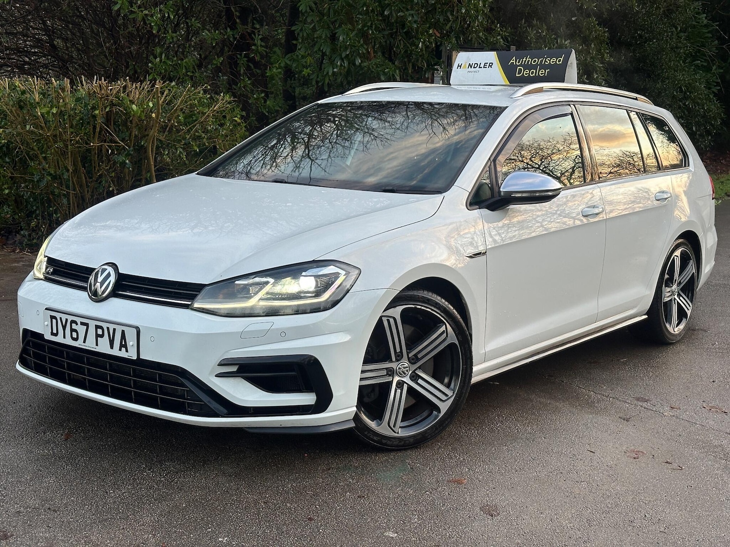 Used Volkswagen Golf 2017 for sale - 76976264: Photo 3