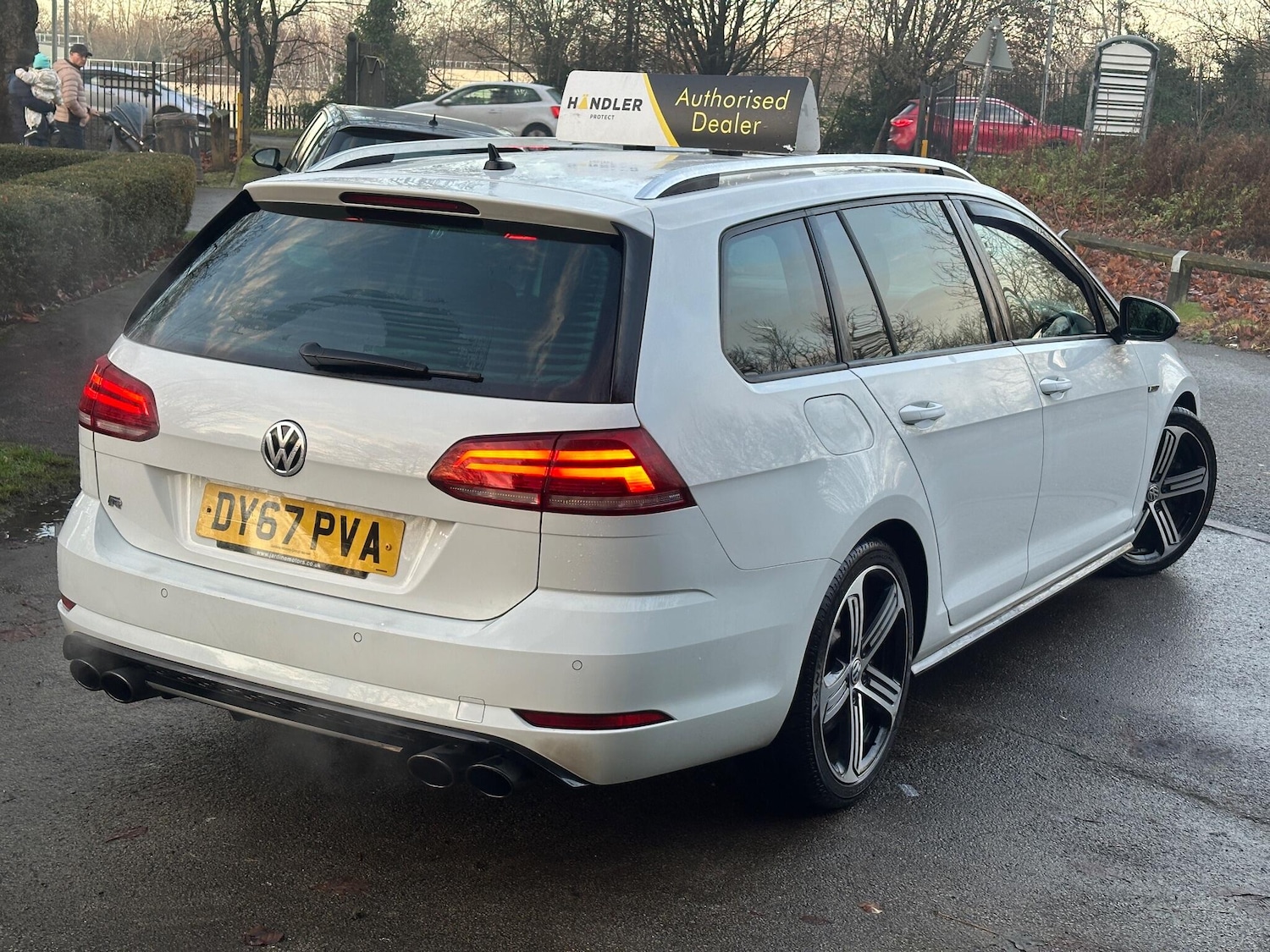 Used Volkswagen Golf 2017 for sale - 76976264: Photo 32
