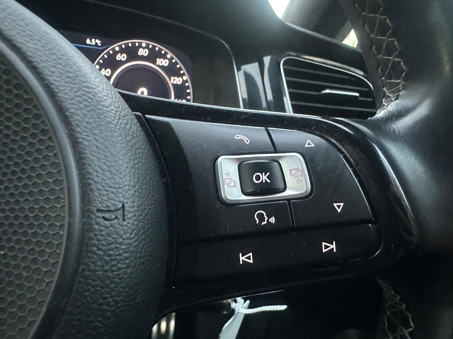 Used Volkswagen Golf 2017 for sale - 76976264: Photo 47