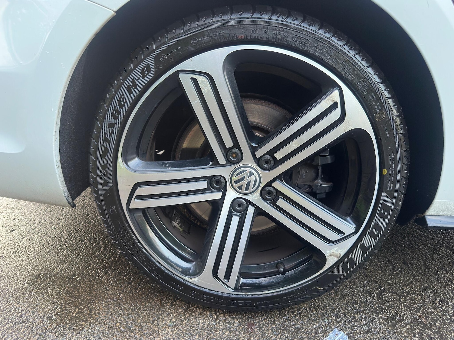 Used Volkswagen Golf 2017 for sale - 76976264: Photo 52