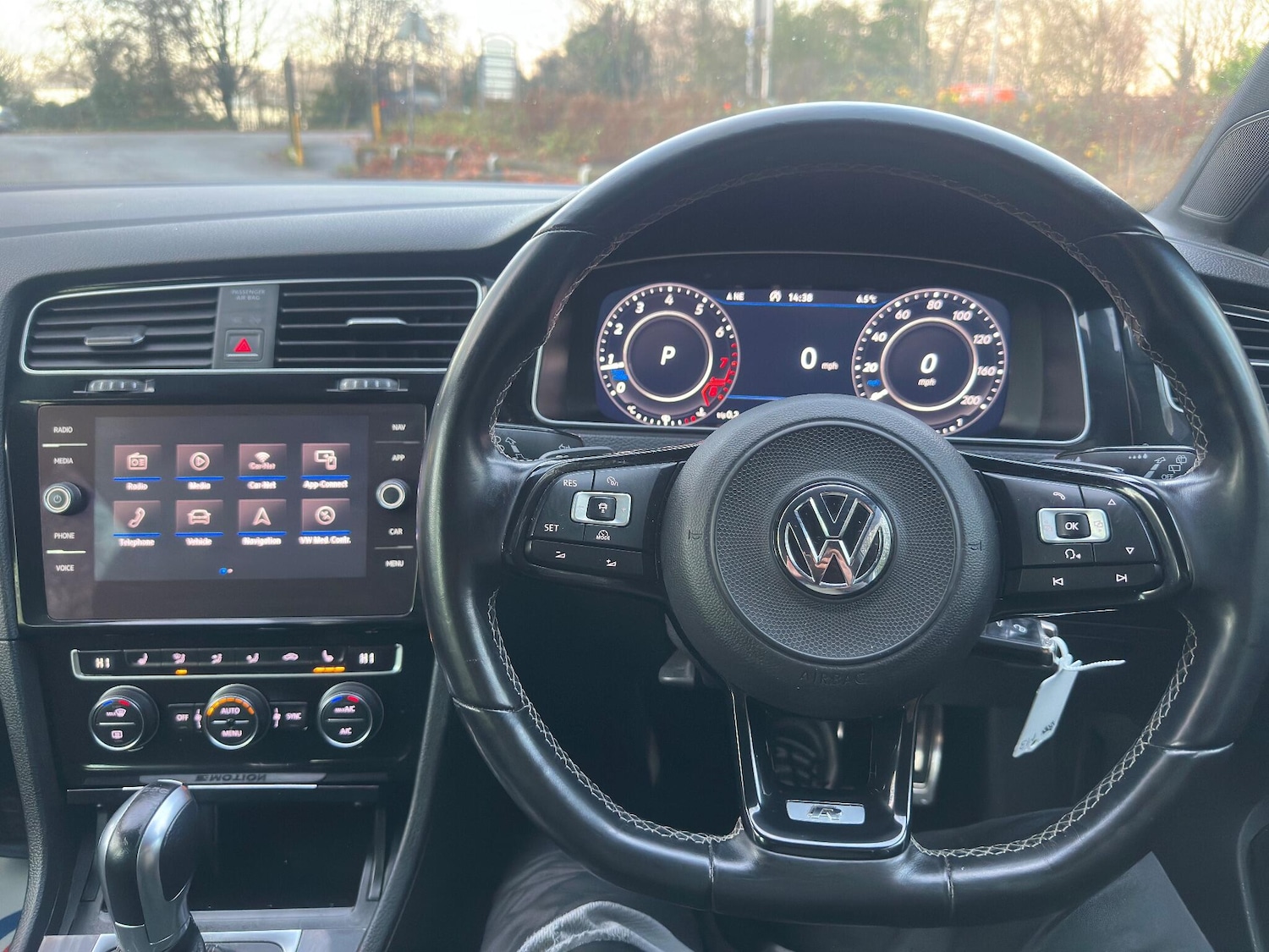 Used Volkswagen Golf 2017 for sale - 76976264: Photo 61