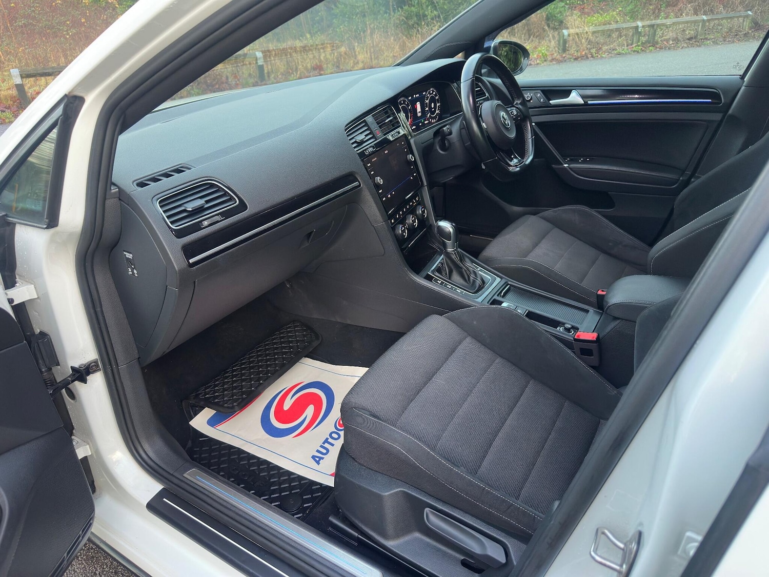 Used Volkswagen Golf 2017 for sale - 76976264: Photo 62