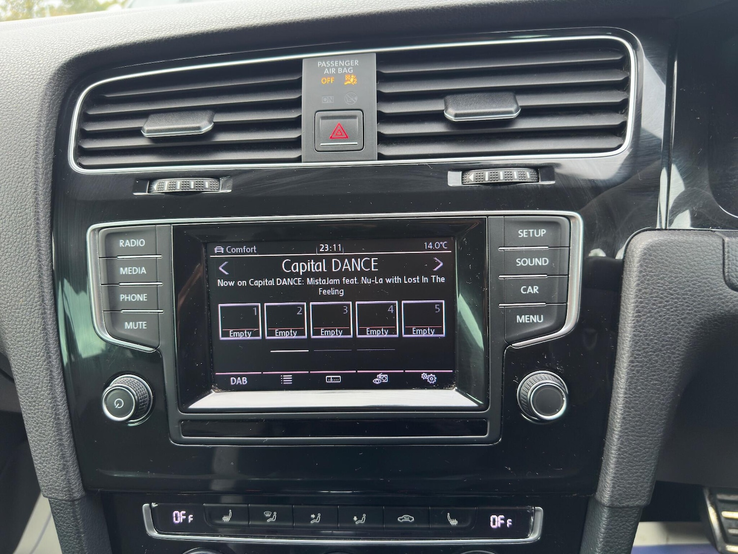 Used Volkswagen Golf 2014 for sale - 76095167: Photo 17