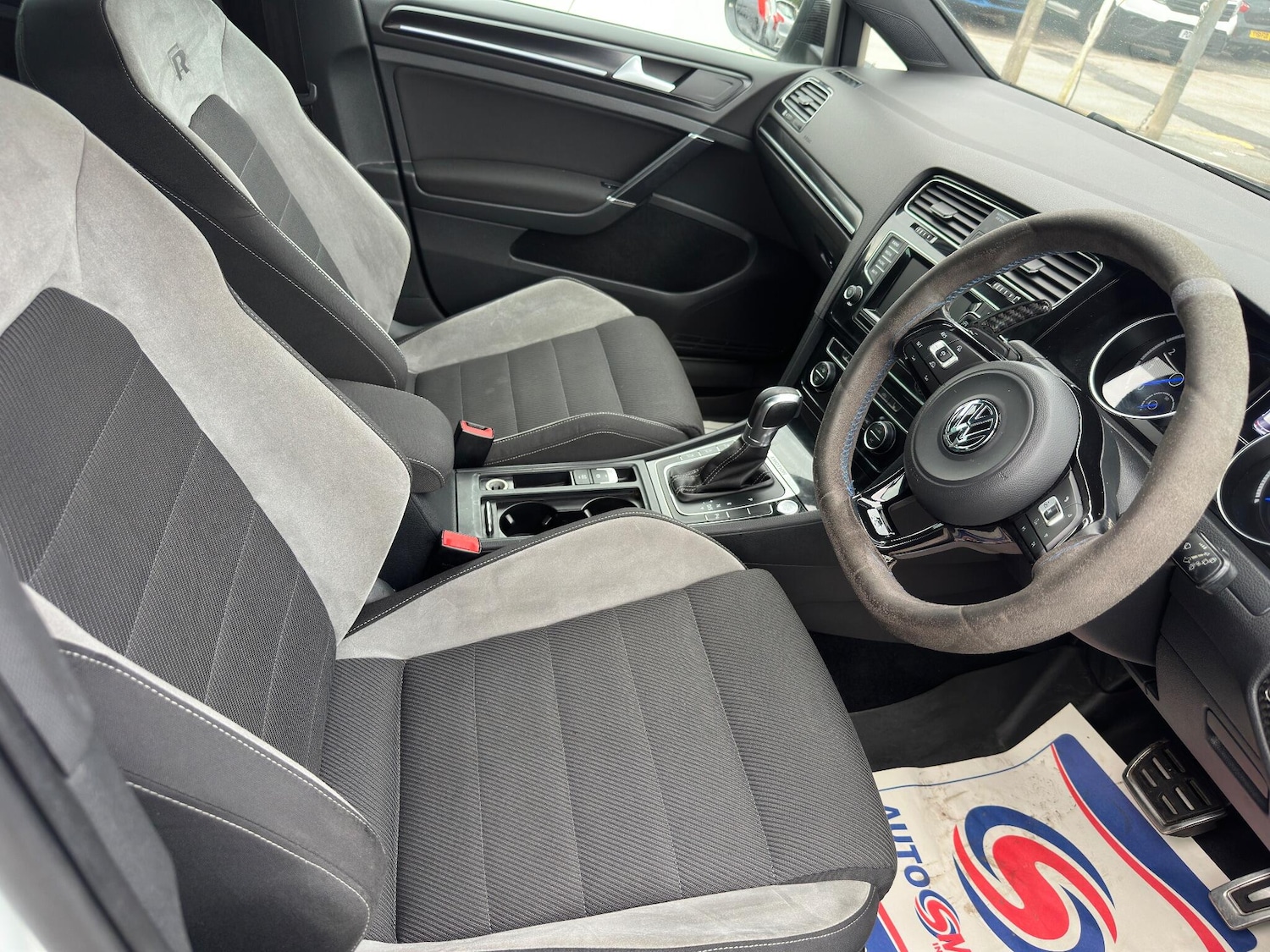 Used Volkswagen Golf 2014 for sale - 76095167: Photo 6