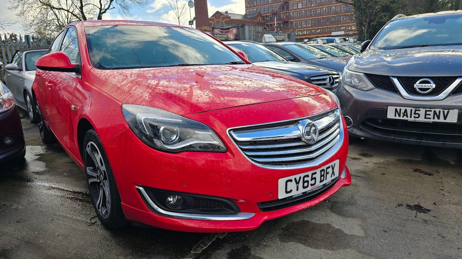 Used Vauxhall Insignia 2015 for sale - 76759277: Photo 1
