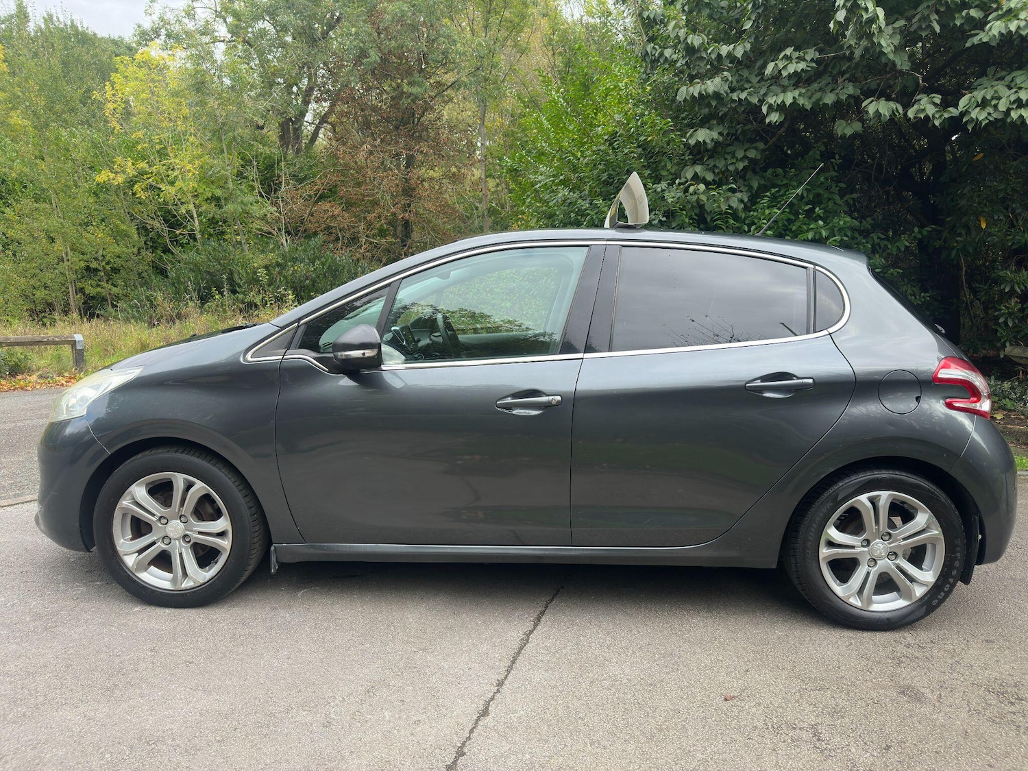 Used Peugeot 208 for sale - 76993603: Photo 33