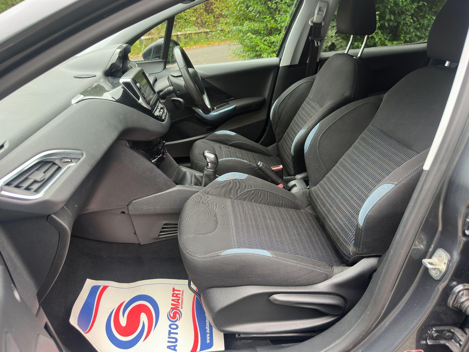 Used Peugeot 208 for sale - 76993603: Photo 48