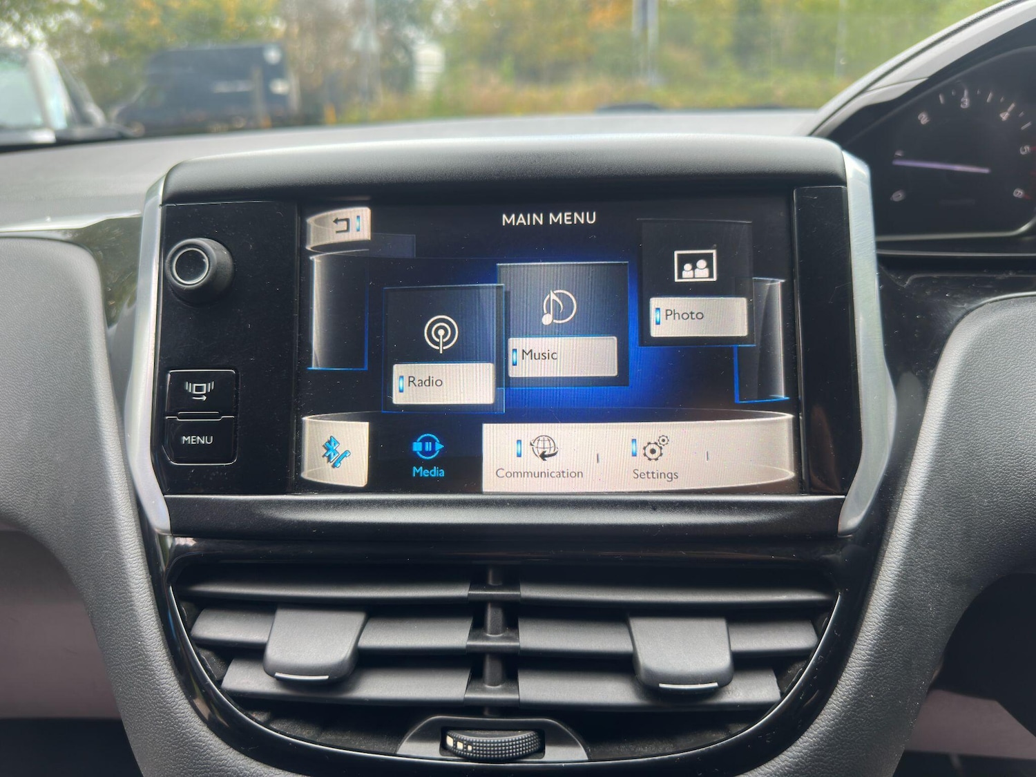 Used Peugeot 208 for sale - 76993603: Photo 50