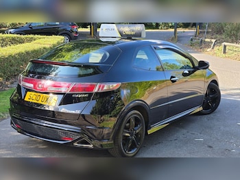 Used Honda Civic 2010 for sale - 77957150: Photo