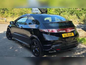 Used Honda Civic 2010 for sale - 77957150: Photo