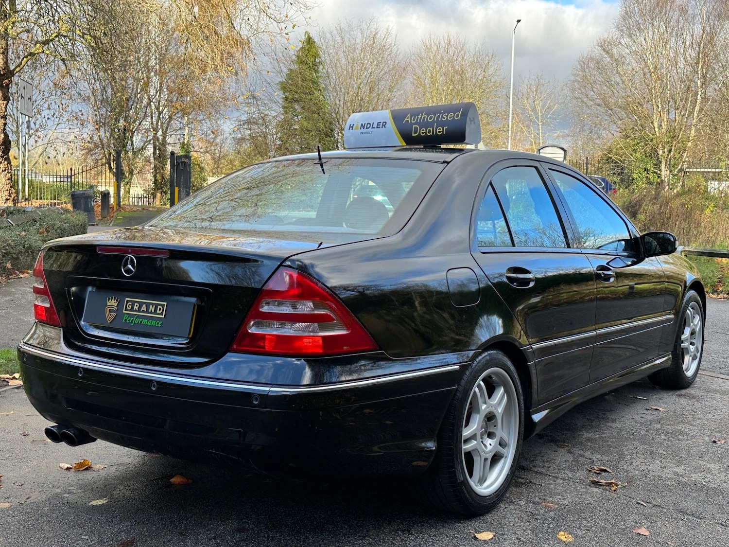 Used Mercedes-Benz C Class 2002 for sale - 76991661: Photo 10