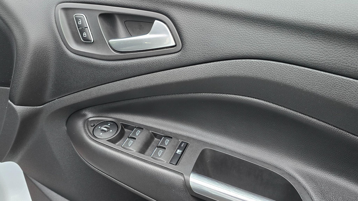 Used Ford Kuga for sale - 77456221: Photo 28