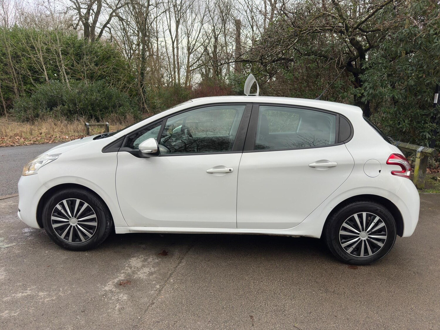 Used Peugeot 208 for sale - 77633135: Photo 24