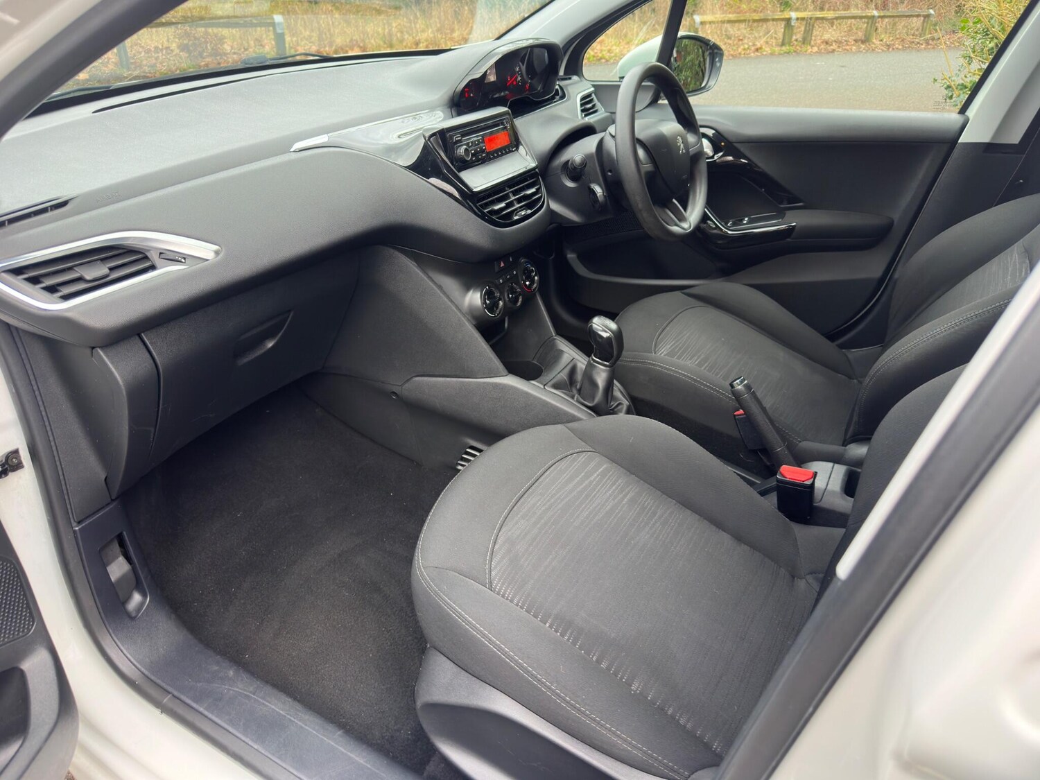 Used Peugeot 208 for sale - 77633135: Photo 36