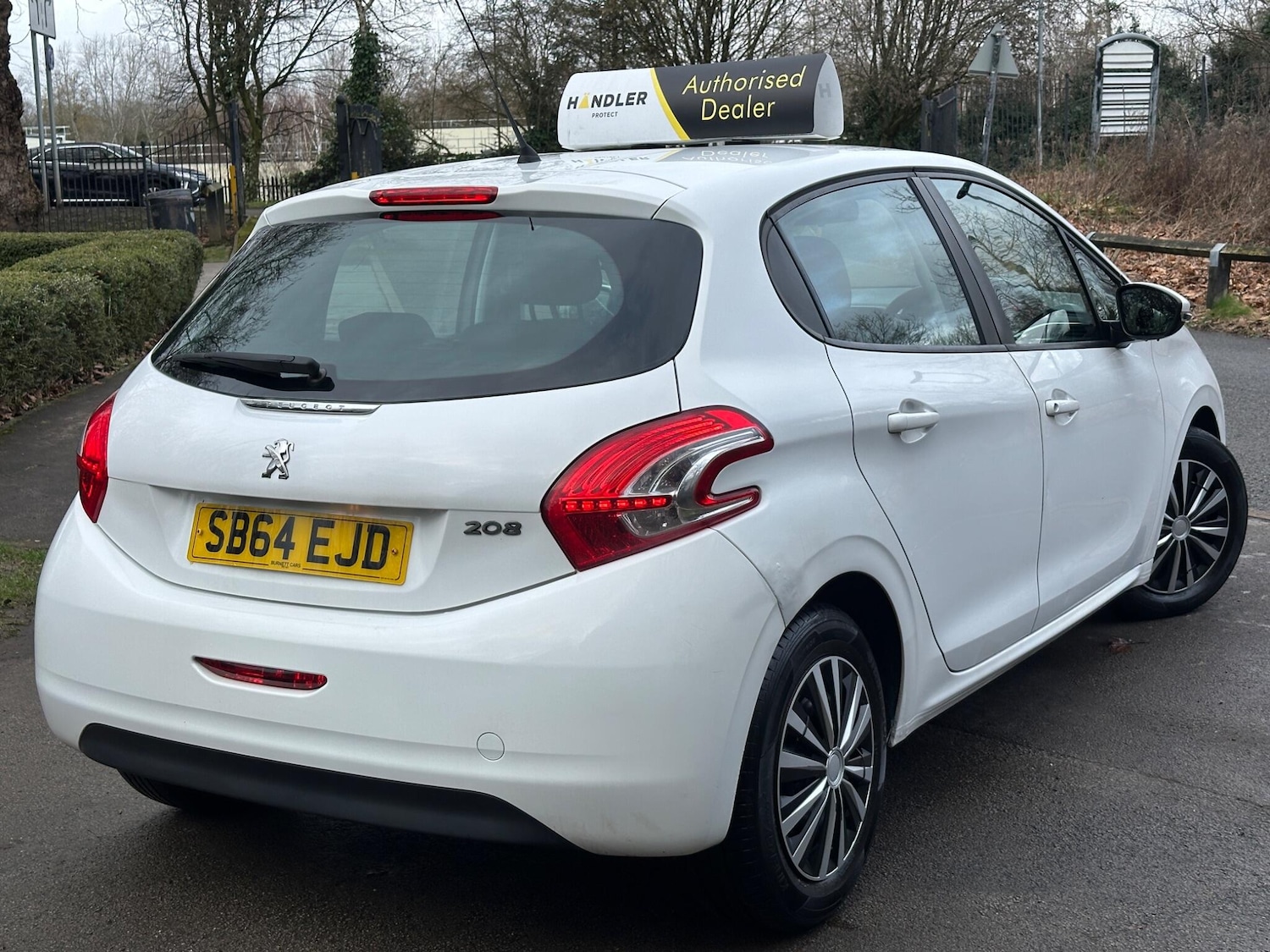 Used Peugeot 208 for sale - 77633135: Photo 4