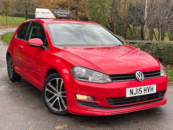 Used Volkswagen Golf 2015 for sale - 76473764: Photo