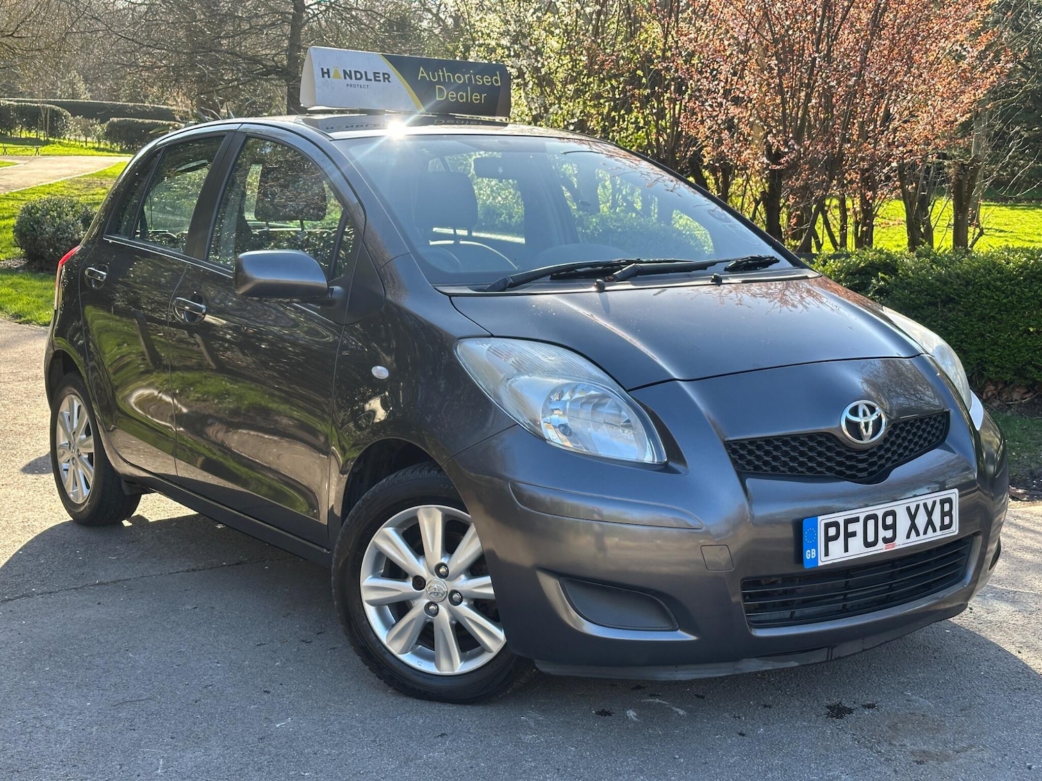 Used Toyota Yaris 2009 for sale - 77175667: Photo 2