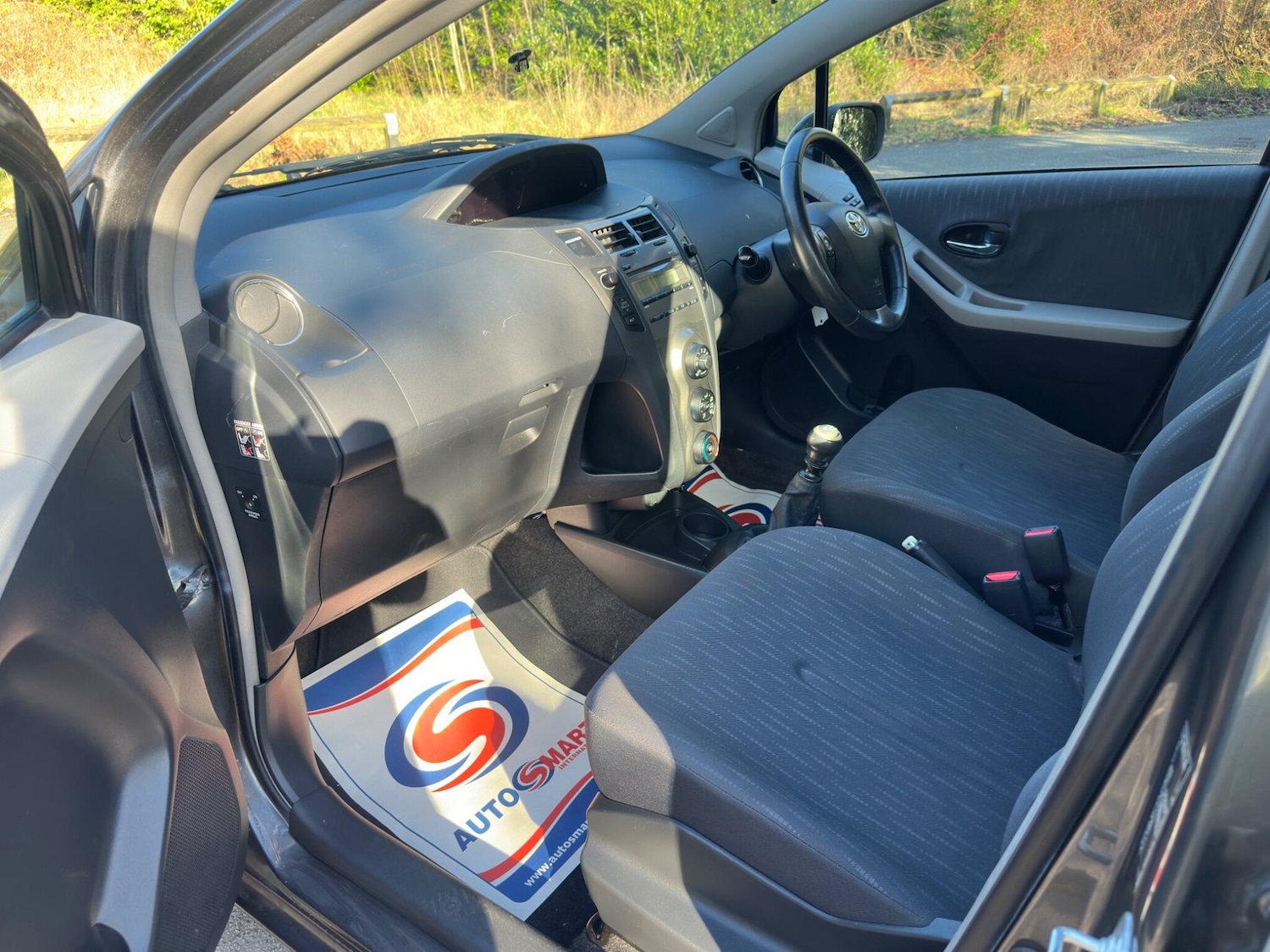 Used Toyota Yaris 2009 for sale - 77175667: Photo 38