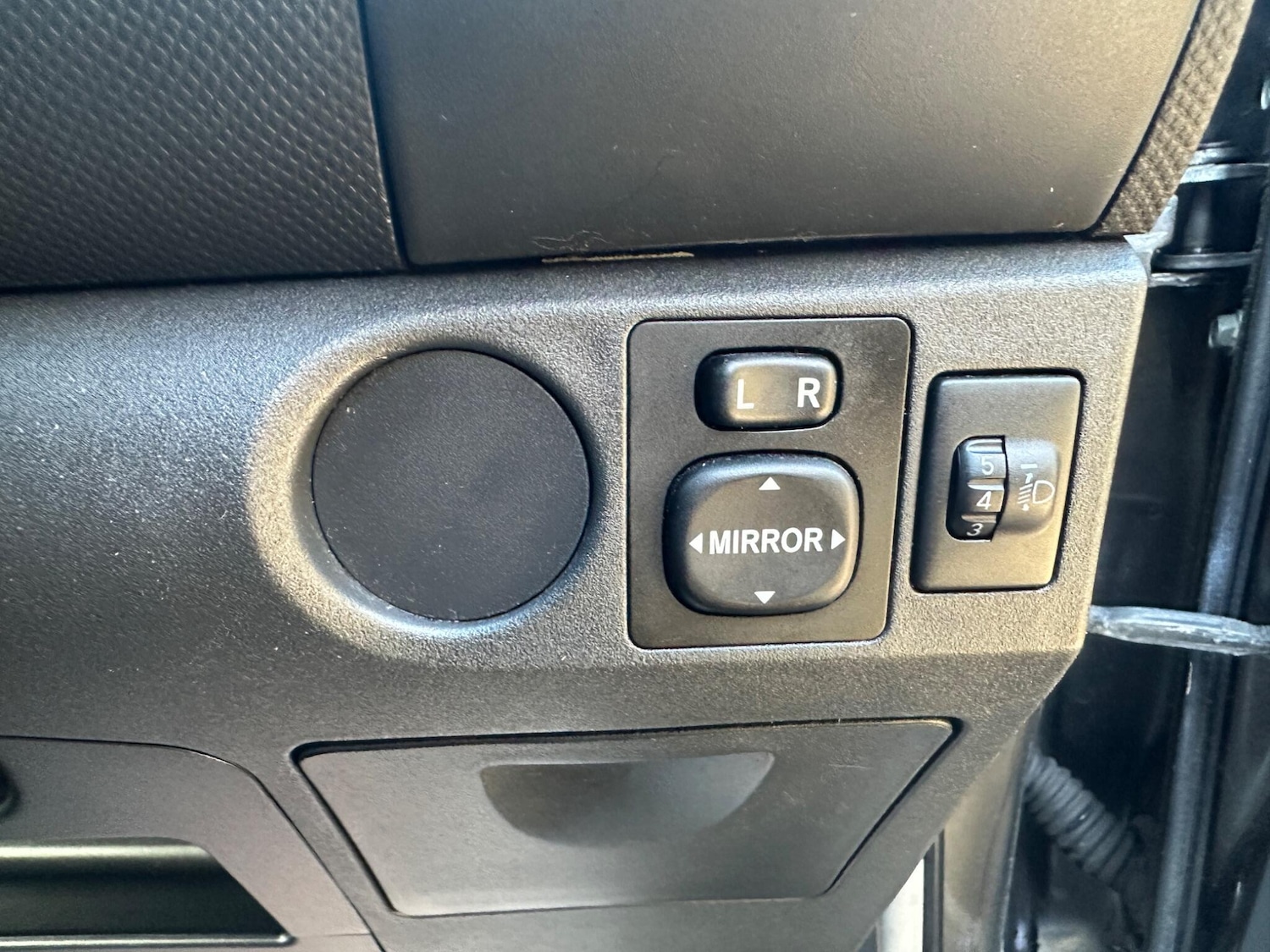 Used Toyota Yaris 2009 for sale - 77175667: Photo 48