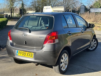Used Toyota Yaris 2009 for sale - 77175667: Photo