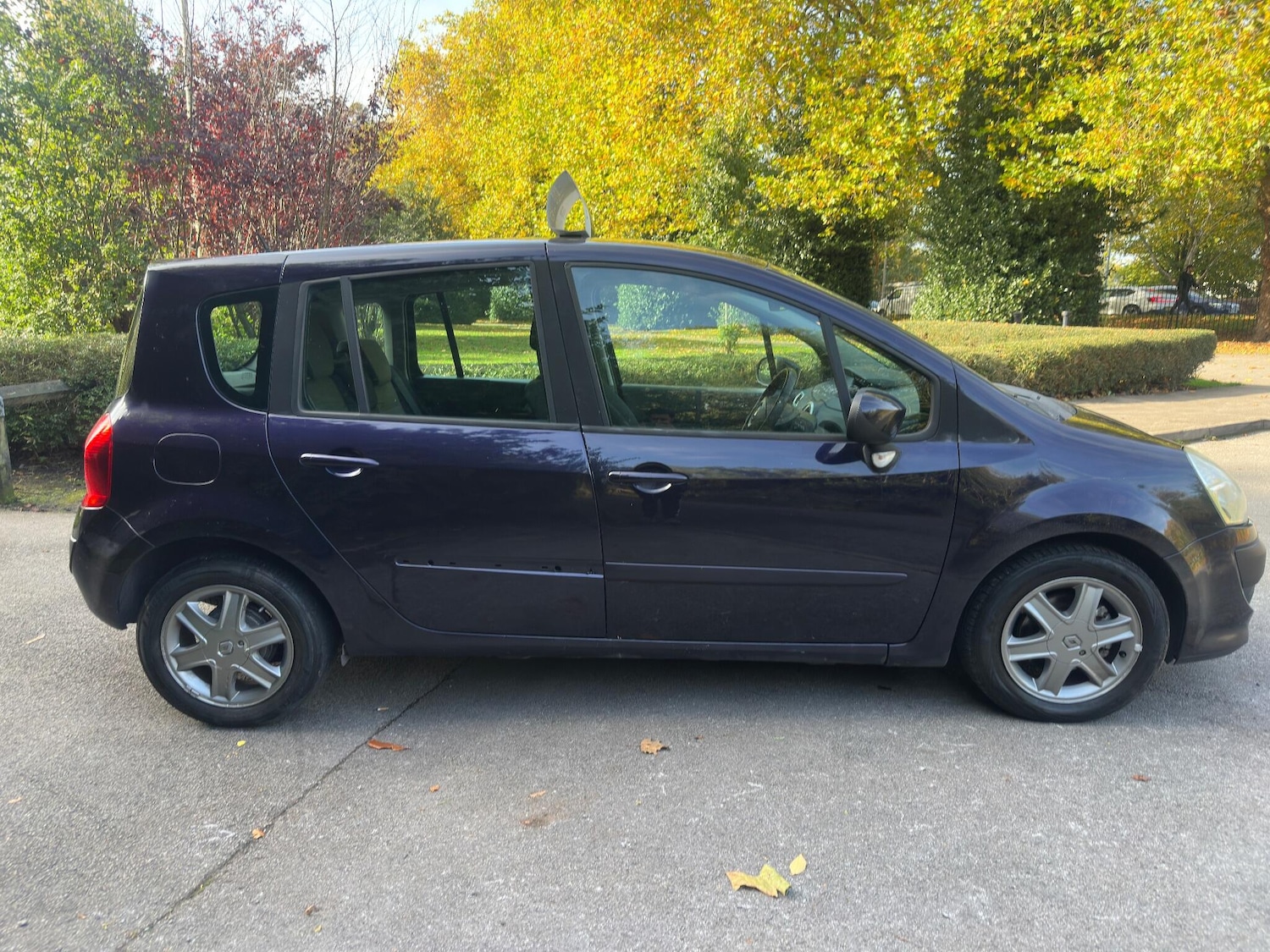 Used Renault Grand Modus 2010 for sale - 76270276: Photo 32