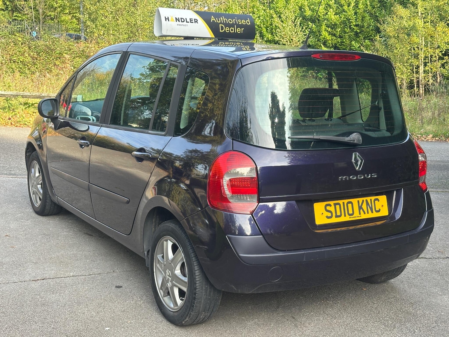 Used Renault Grand Modus 2010 for sale - 76270276: Photo 33