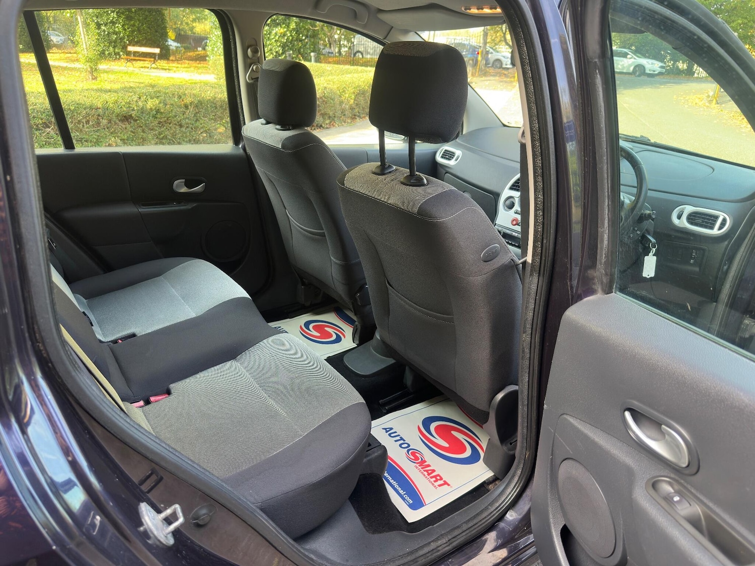 Used Renault Grand Modus 2010 for sale - 76270276: Photo 47