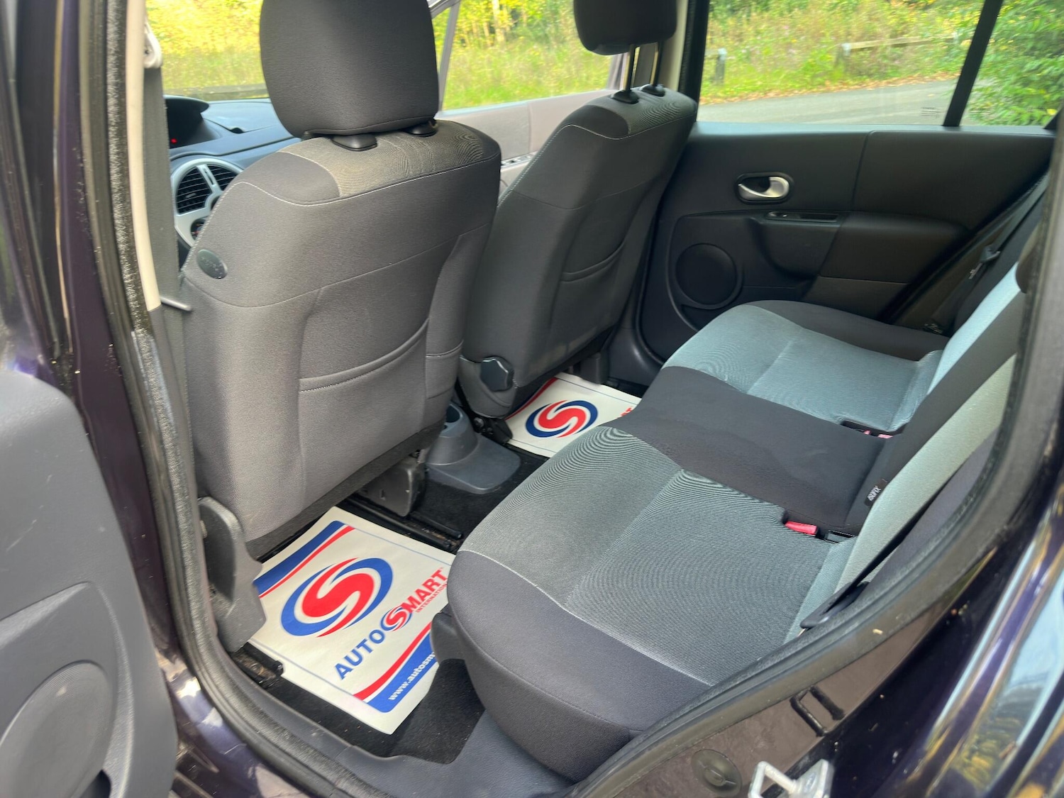 Used Renault Grand Modus 2010 for sale - 76270276: Photo 48