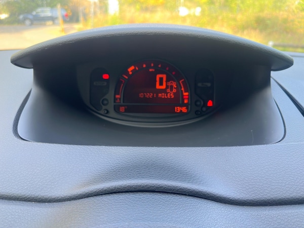 Used Renault Grand Modus 2010 for sale - 76270276: Photo 52