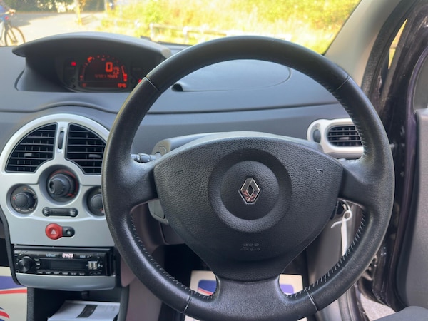 Used Renault Grand Modus 2010 for sale - 76270276: Photo 56