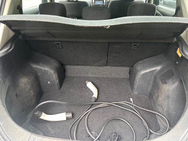 Used Nissan Leaf 2017 for sale - 75646501: Photo 40