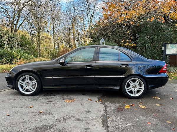 Used Mercedes-Benz C-Class 2002 for sale - 74789060: Photo 12