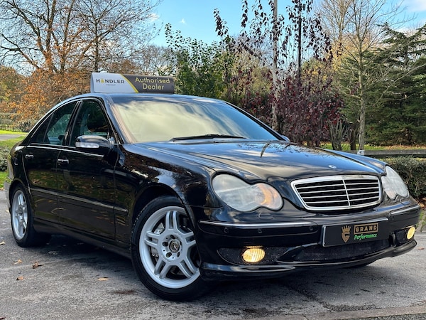 Used Mercedes-Benz C-Class 2002 for sale - 74789060: Photo 1