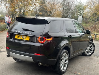 Used Land Rover Discovery Sport 2016 for sale - 76000776: Photo