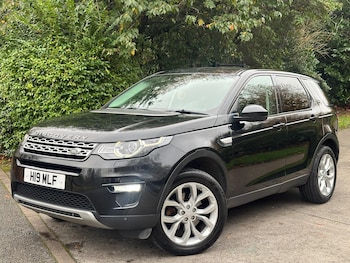 Used Land Rover Discovery Sport 2016 for sale - 76000776: Photo