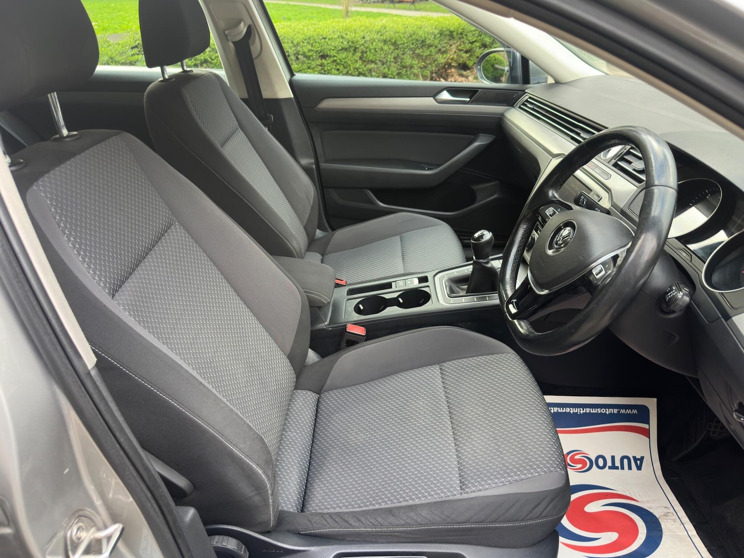 Used Volkswagen Passat 2015 for sale - 77883031: Photo 32