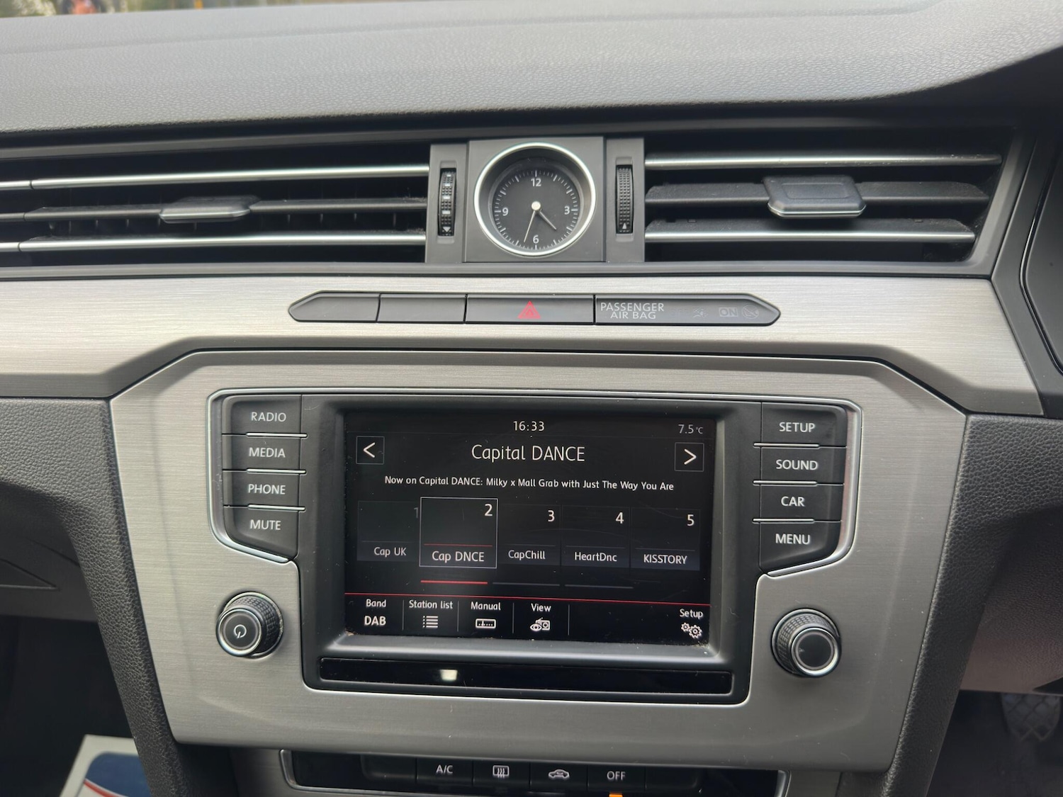 Used Volkswagen Passat 2015 for sale - 77883031: Photo 42