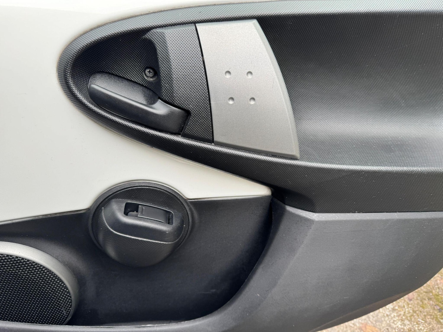 Used Toyota AYGO 2012 for sale - 76850089: Photo 11