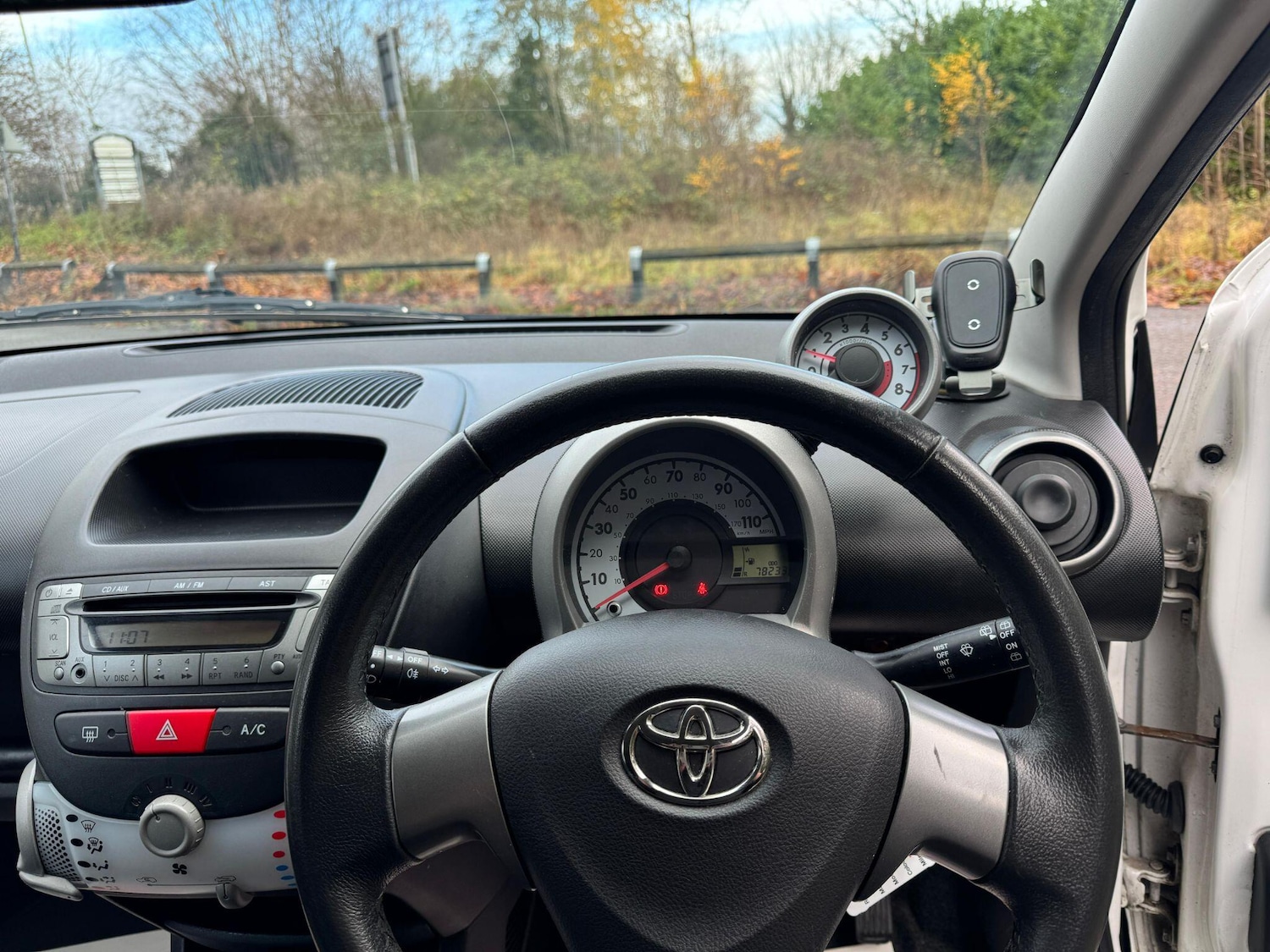 Used Toyota AYGO 2012 for sale - 76850089: Photo 15