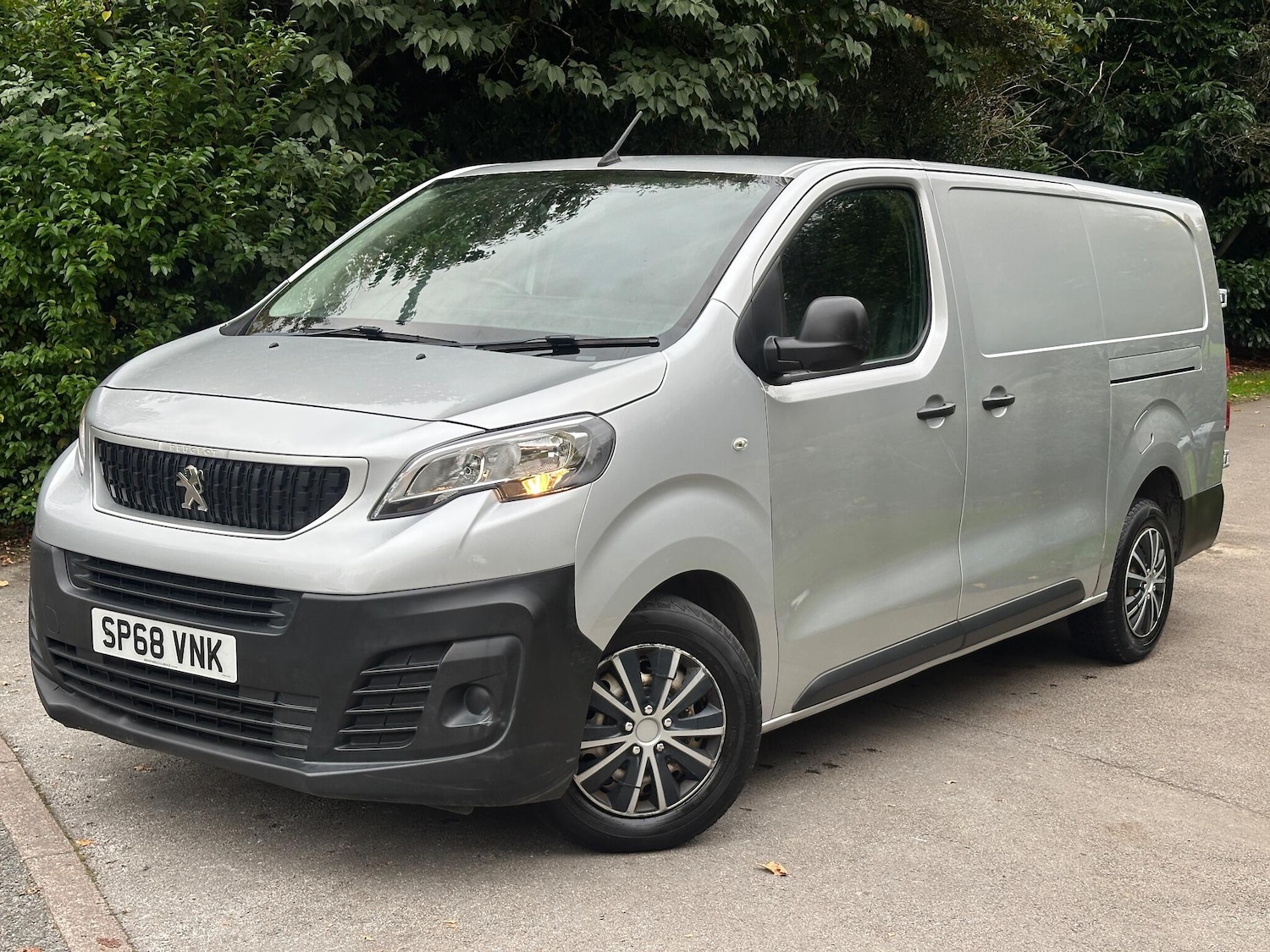 Used Peugeot Expert 2018 for sale - 76122752: Photo 10