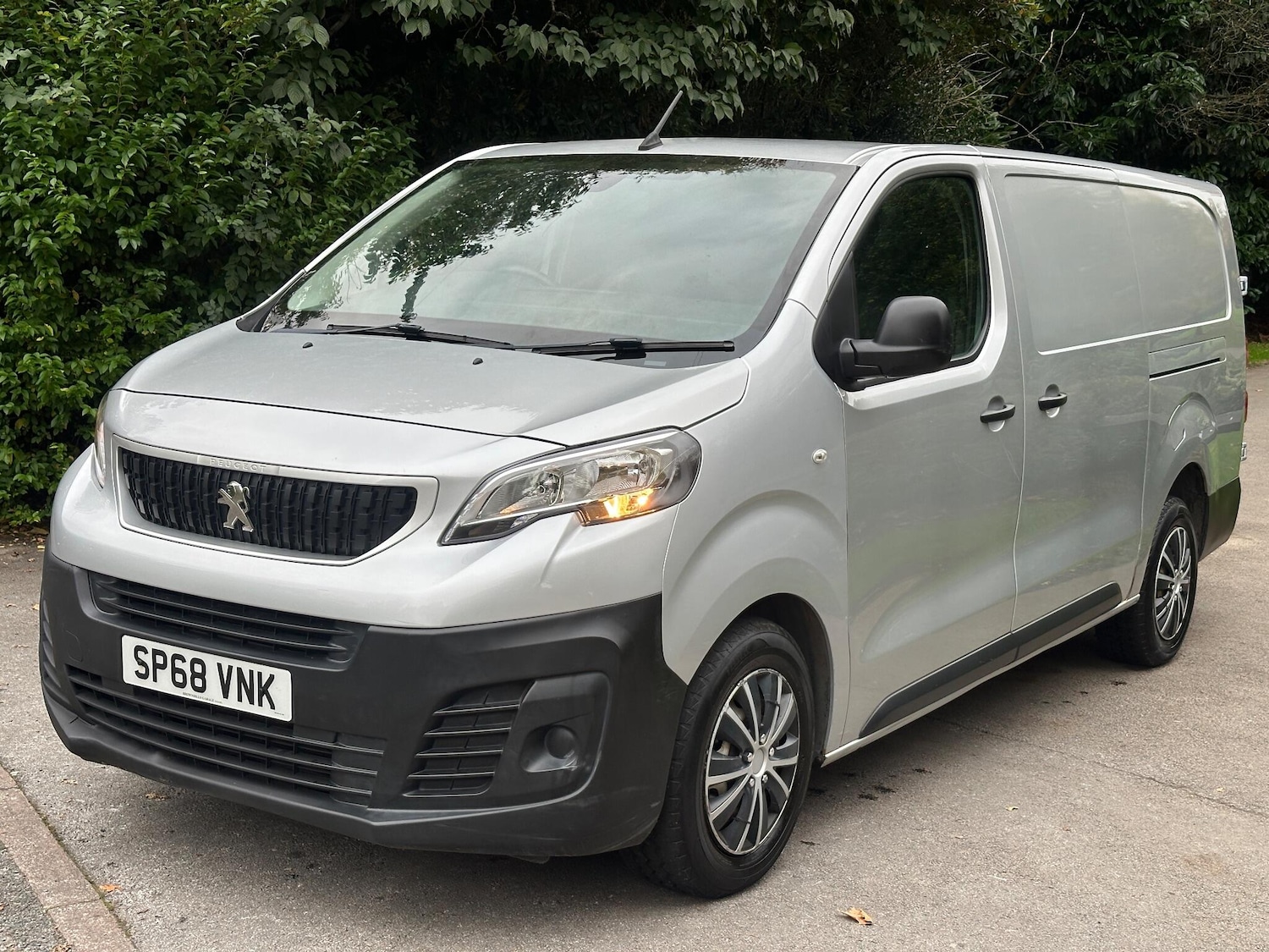 Used Peugeot Expert 2018 for sale - 76122752: Photo 21