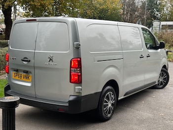 Used Peugeot Expert 2018 for sale - 76122752: Photo