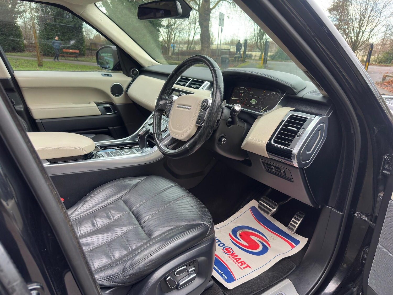 Used Land Rover Range Rover Sport 2014 for sale - 77143219: Photo 13