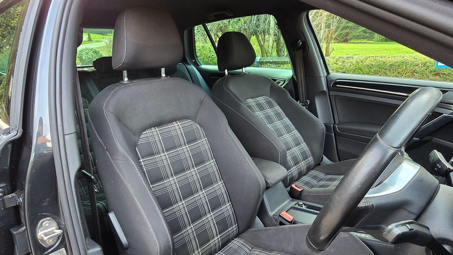 Used Volkswagen Golf 2015 for sale - 77559507: Photo 21