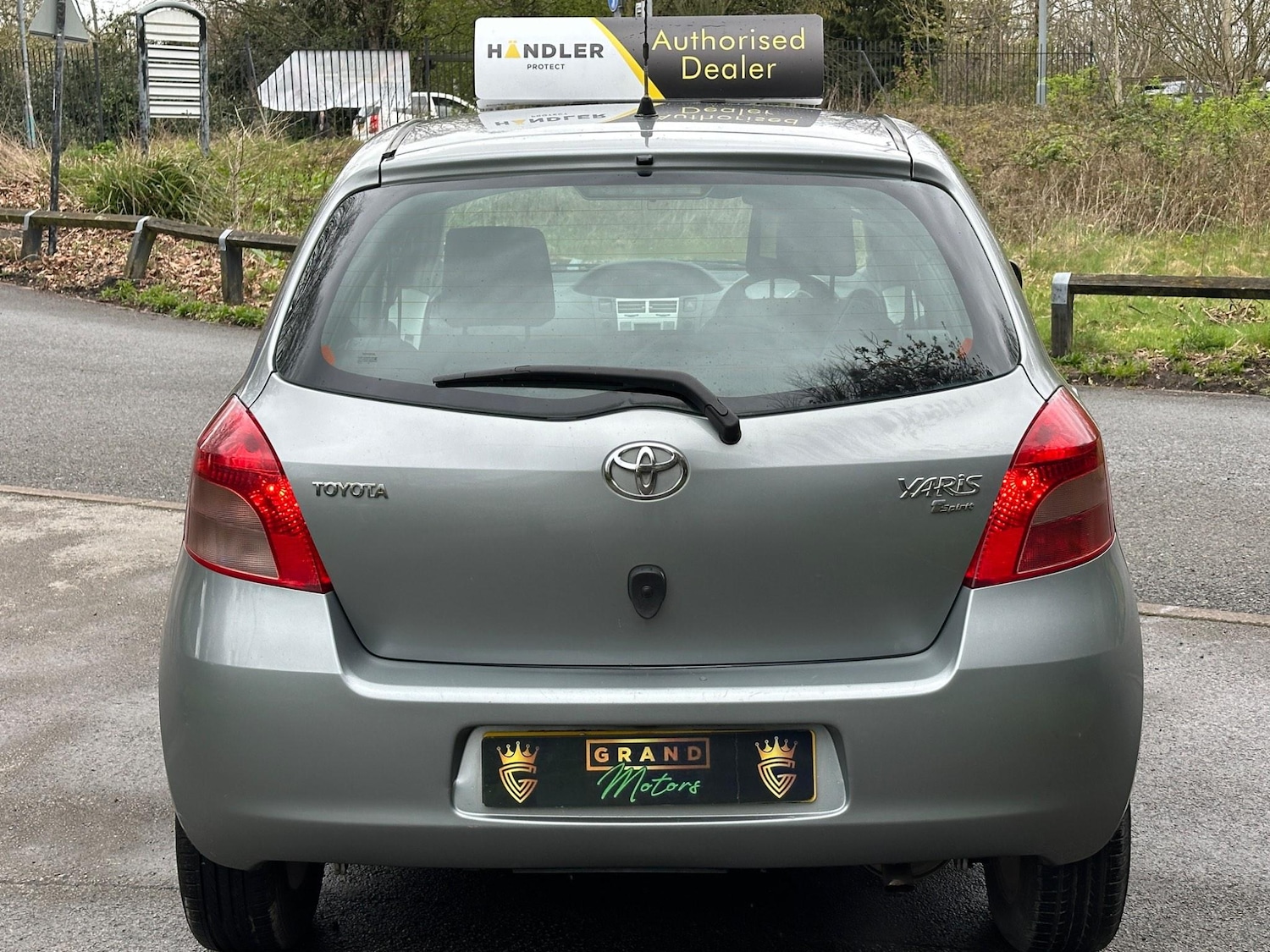 Used Toyota Yaris 2007 for sale - 76997705: Photo 3