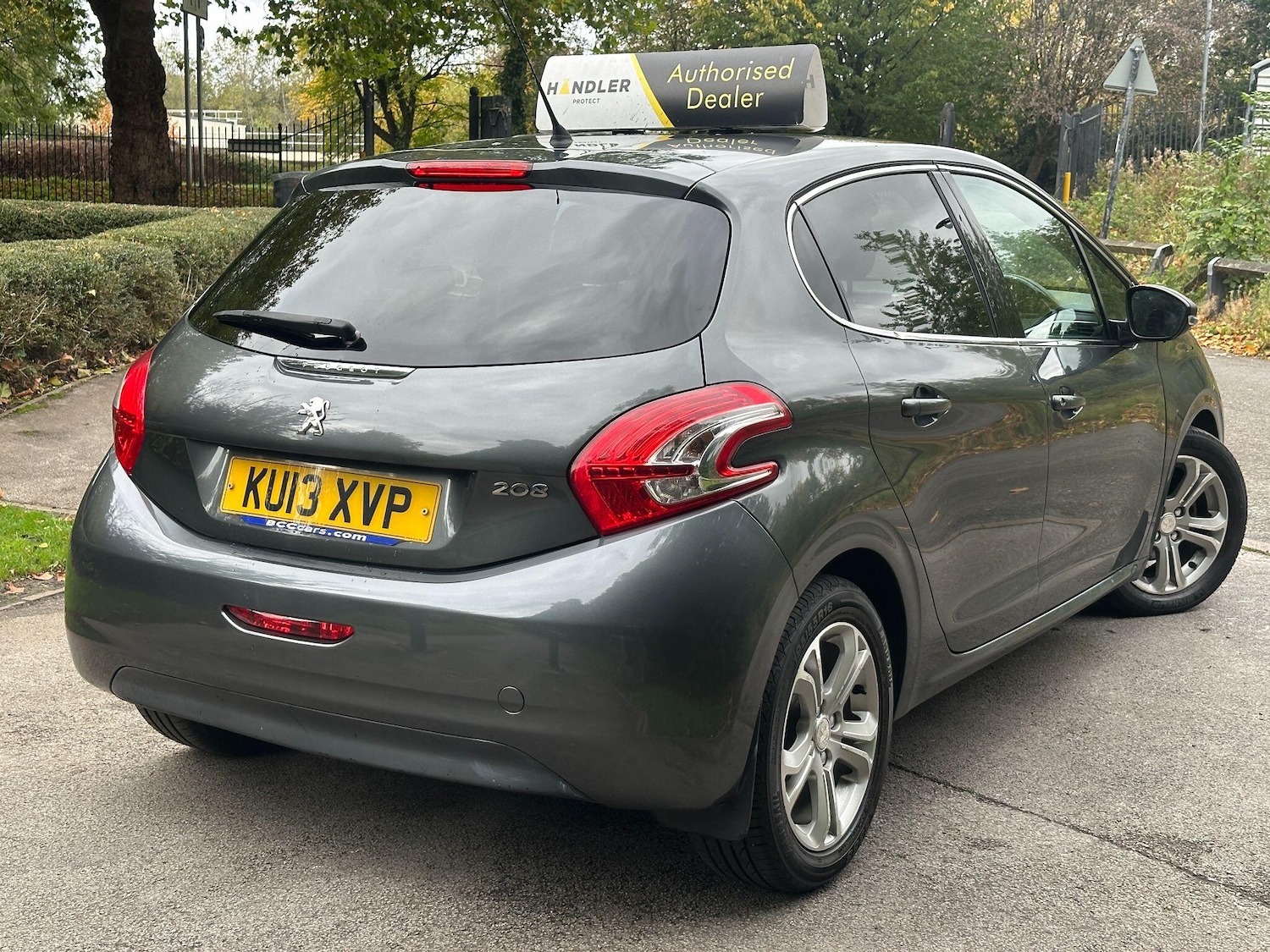 Used Peugeot 208 2013 for sale - 76094217: Photo 6